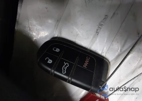 2012 Chrysler 300C z USA, uszkodzony, nr VIN 2C3CCAETXCH155138